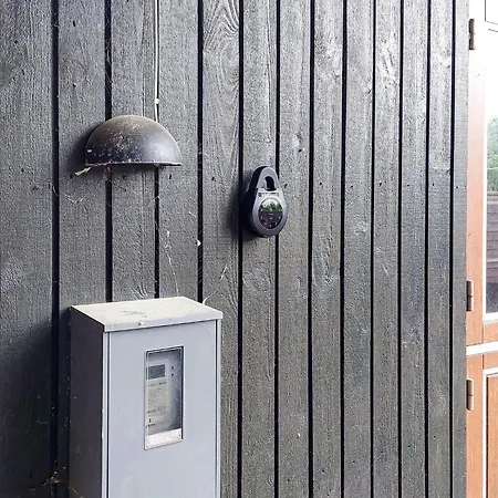 Отель 6 Person In Stubbek Bing Stubbekobing